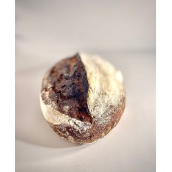 Sourdo bread with dates